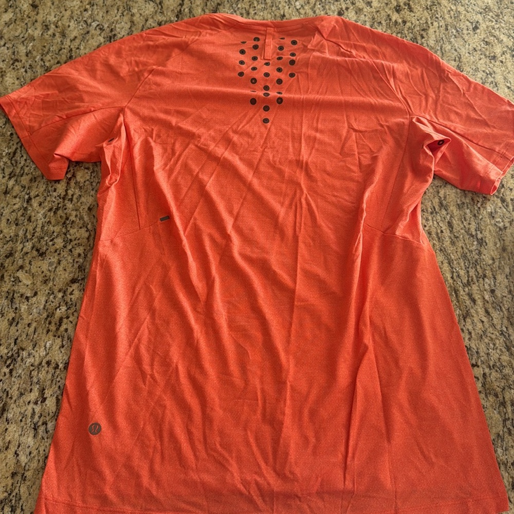 Lululemon Workout Top - Picture 3 of 3